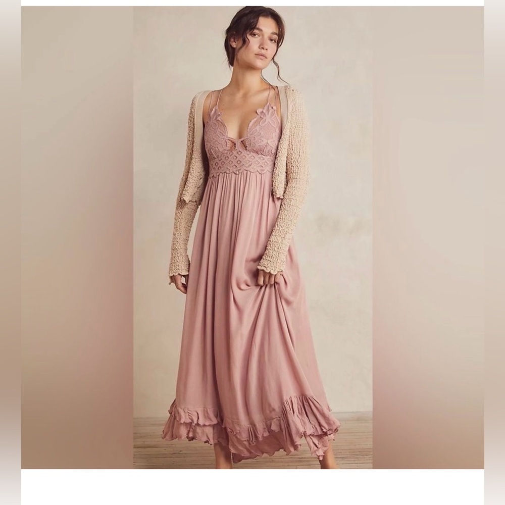 NWT Listicle Dusty Rose Ruffle Lace Victorian Inspired Feminine Maxi Dress Sz L